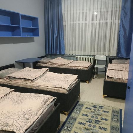 Zafer Hostel Konya Esterno foto