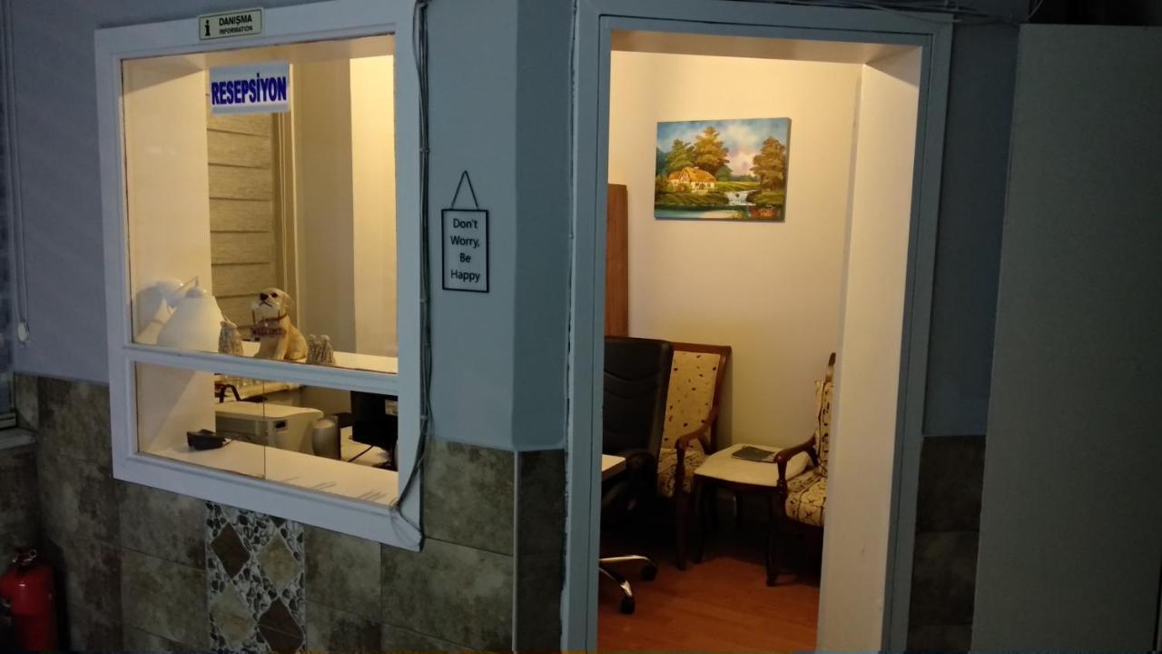 Zafer Hostel Konya Esterno foto