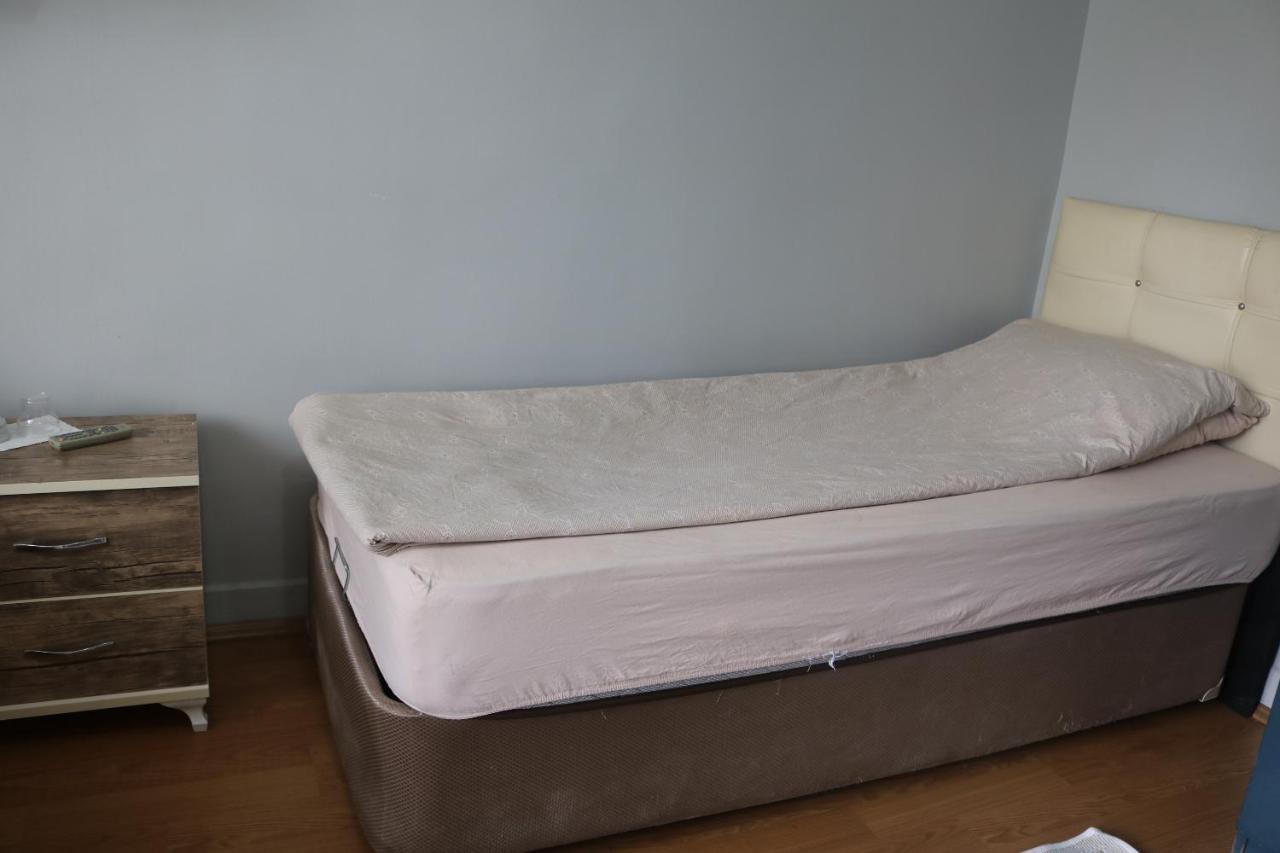 Zafer Hostel Konya Esterno foto