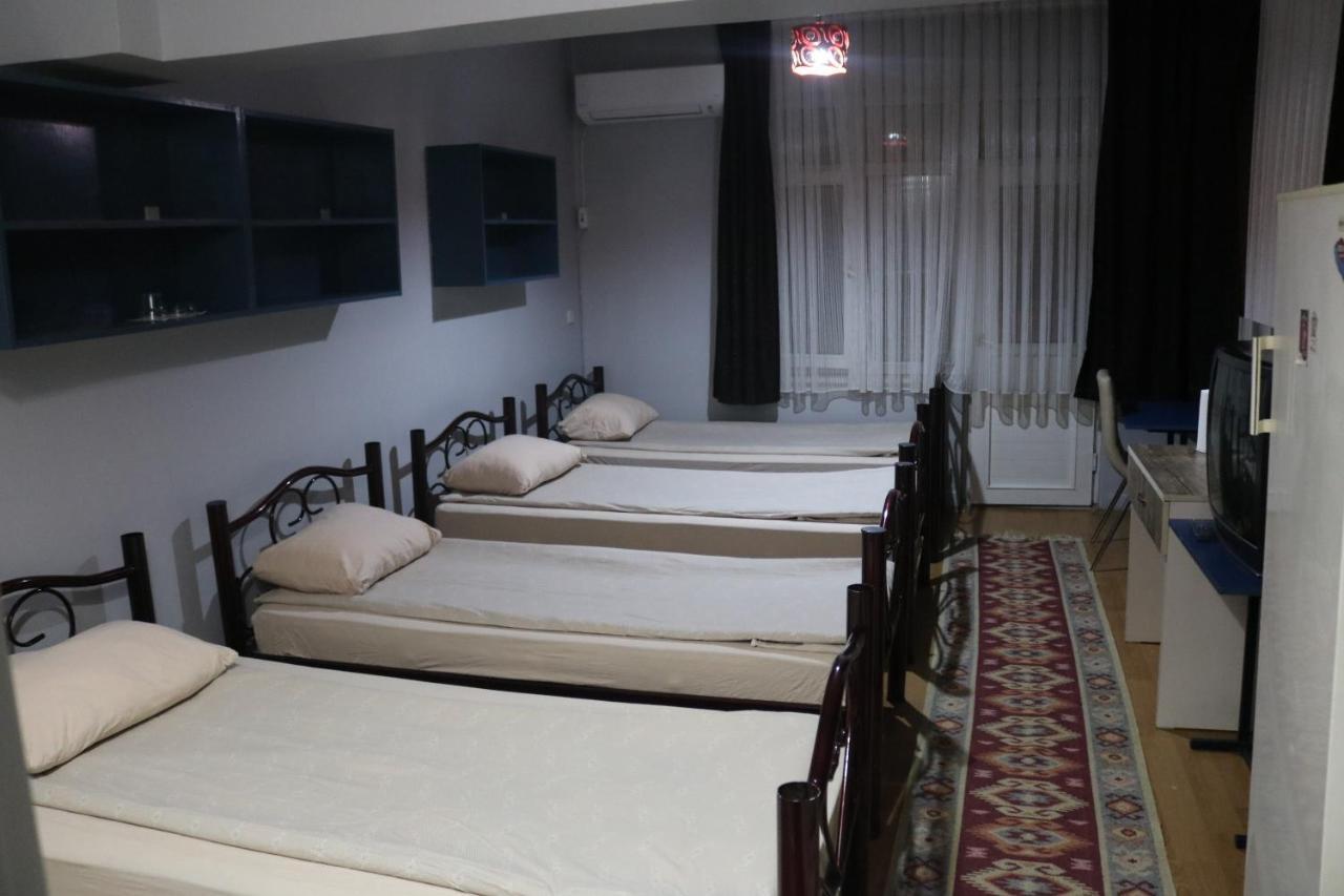 Zafer Hostel Konya Esterno foto